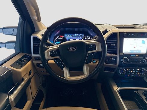 Used 2021 Ford F250 Lariat w/ Lariat Ultimate Package AWD/4WD image 20
