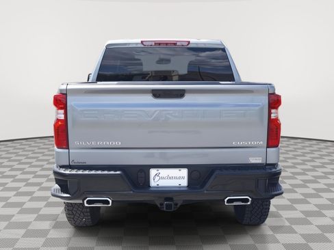 New 2026 Chevrolet Silverado 1500 Custom Trail Boss w/ LPO, Dark Essentials Package AWD/4WD image 4