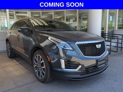 Certified 2022 Cadillac XT5 Sportv w/ LPO, Floor Liner Package AWD/4WD image 1