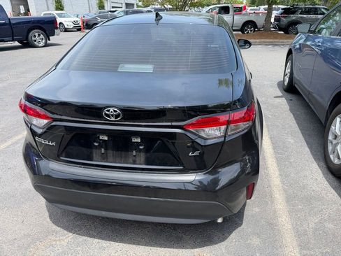 Used 2024 Toyota Corolla LE FWD image 6