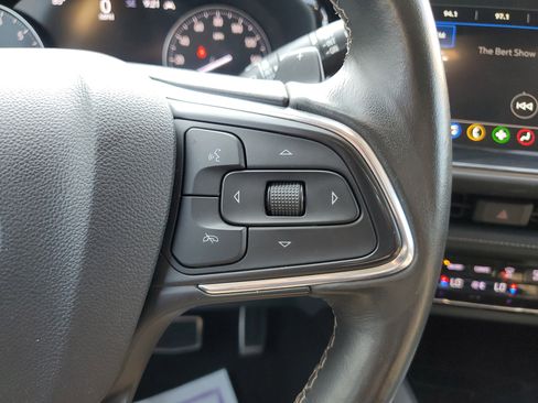 Used 2023 Buick Envision Essence w/ Sport Touring Package image 24