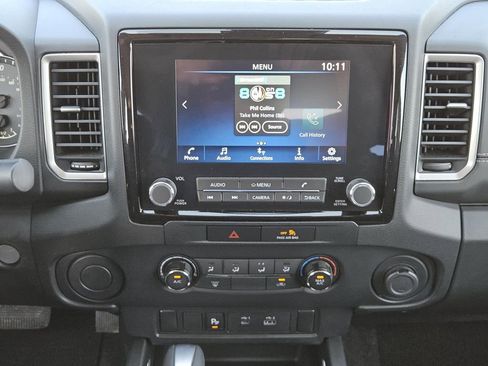 Used 2022 Nissan Frontier SV w/ Technology Package image 12