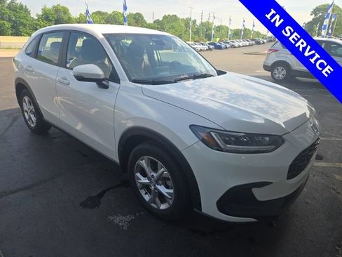 Used 2025 Honda HR-V LX image 1