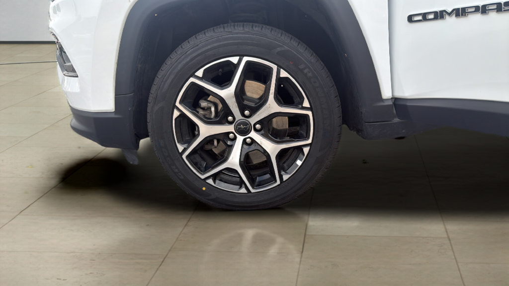 Used 2025 Jeep Compass Limited AWD/4WD image 35