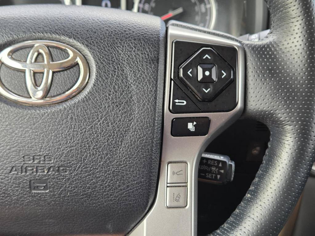 Used 2023 Toyota 4Runner Limited AWD/4WD image 24