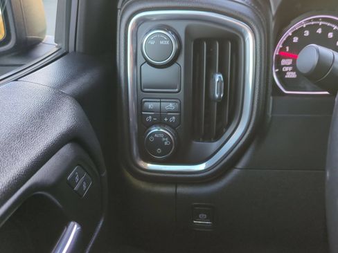 Used 2021 Chevrolet Silverado 1500 RST w/ Bed Protection Package RWD image 17