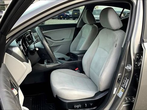 Used 2013 Kia Optima LX w/ Convenience Plus Pkg image 22