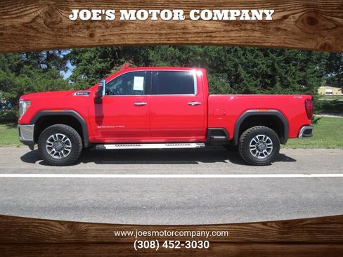 Used 2022 GMC Sierra 2500 SLT w/ SLT Convenience Package AWD/4WD image 1