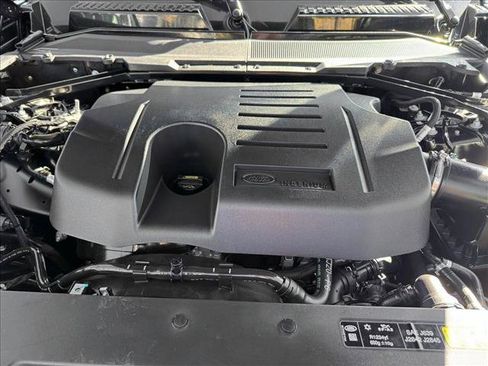 Used 2024 Land Rover Defender 110 X-Dynamic SE image 21