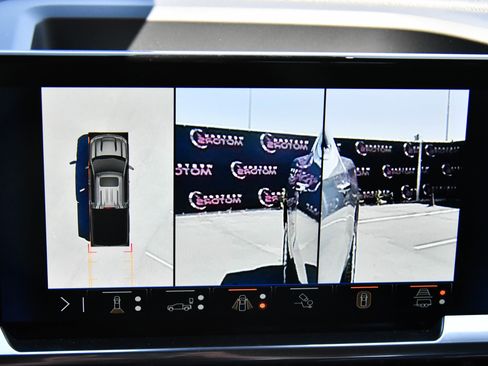 Used 2024 Chevrolet Silverado 1500 LTZ w/ Technology Package image 25