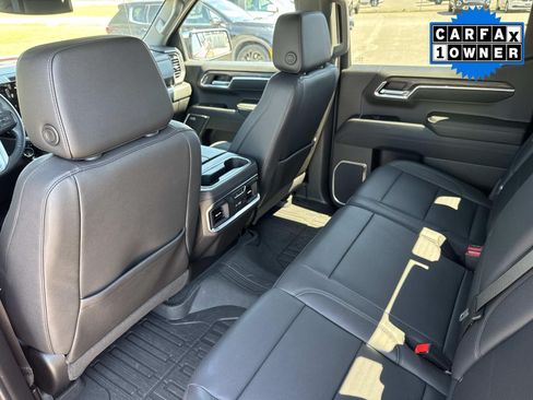 Used 2024 GMC Sierra 1500 SLT w/ SLT Premium Plus Package AWD/4WD image 18