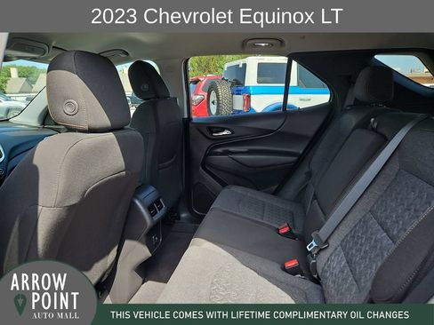 Used 2023 Chevrolet Equinox LT AWD/4WD image 18