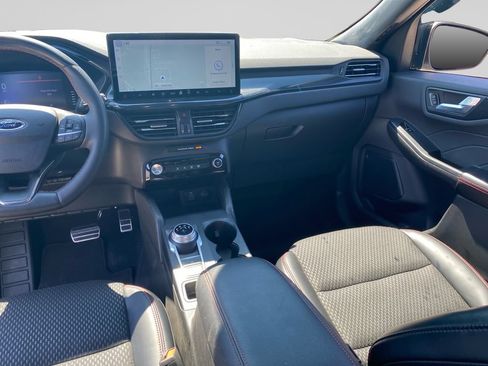 Used 2024 Ford Escape ST-Line w/ Tech Pack #1 AWD/4WD image 15