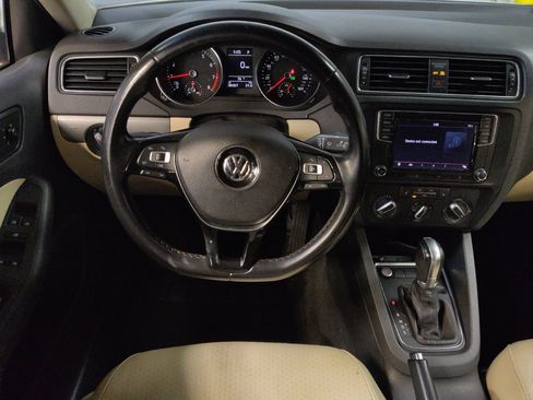 Used 2018 Volkswagen Jetta SE image 22