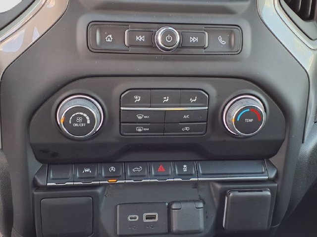 Used 2022 Chevrolet Silverado 1500 Custom AWD/4WD image 21