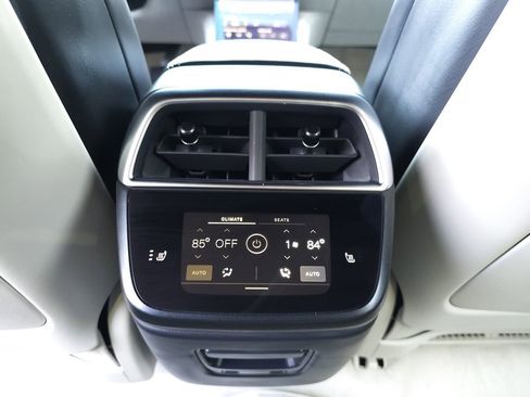 Used 2025 Lucid Air Pure image 15