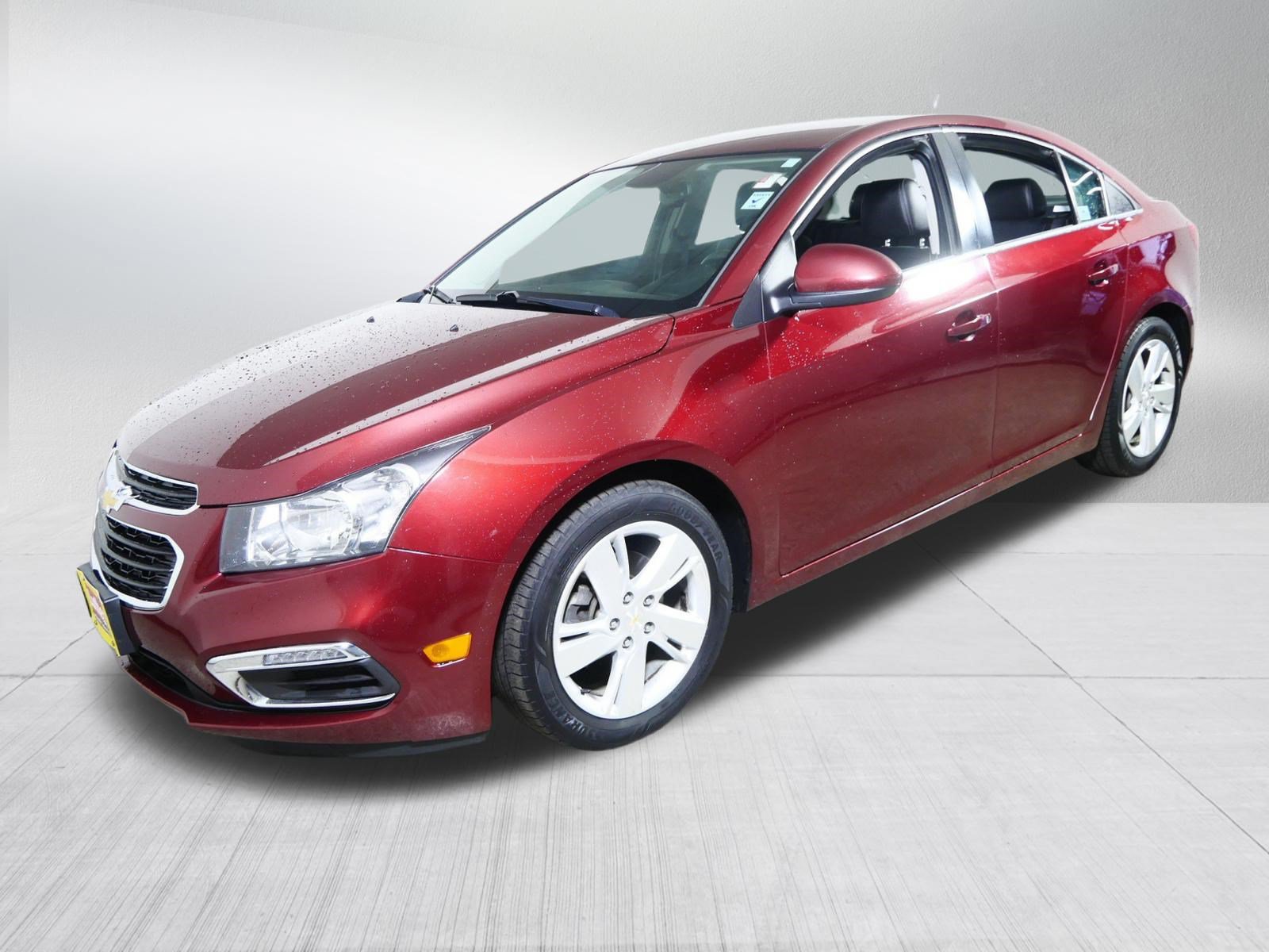Used 2015 Chevrolet Cruze Diesel FWD image 3