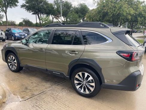 Used 2024 Subaru Outback Limited AWD/4WD image 4