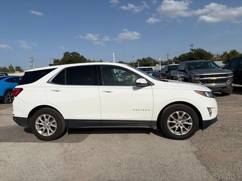 Used 2019 Chevrolet Equinox LT w/ Driver Convenience Package FWD image 6