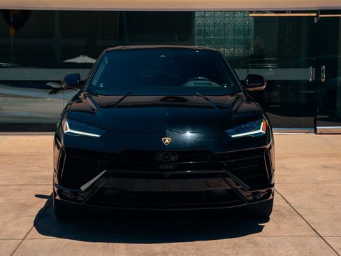 Used 2024 Lamborghini Urus S AWD/4WD image 5