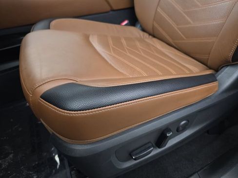 Used 2025 Nissan Pathfinder Platinum w/ Cargo Package FWD image 28