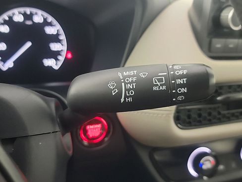 Certified 2023 Honda HR-V LX image 26