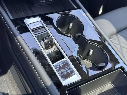 New 2026 Volkswagen Atlas SEL Premium R-Line AWD/4WD image 25