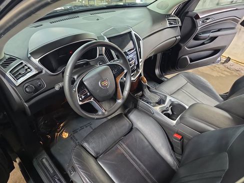 Used 2015 Cadillac SRX Luxury w/ Driver Awareness Package image 16