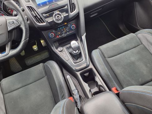 Used 2016 Ford Focus RS image 11