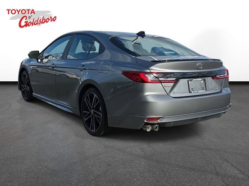 Used 2025 Toyota Camry XSE image 7