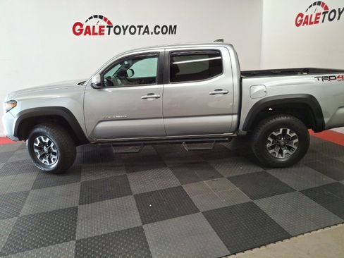Used 2023 Toyota Tacoma TRD Off-Road image 7