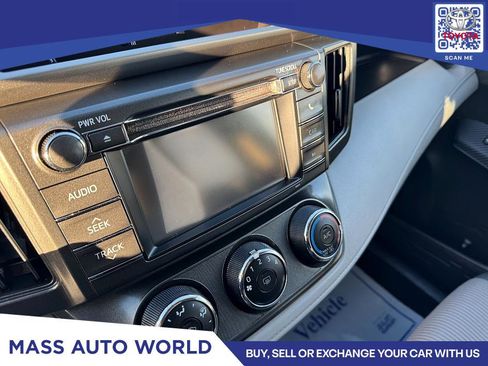 Used 2013 Toyota RAV4 LE image 10