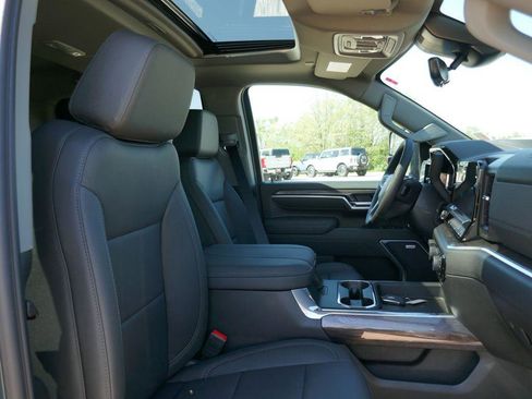 New 2026 Chevrolet Silverado 2500 LTZ w/ LTZ Plus Package AWD/4WD image 13