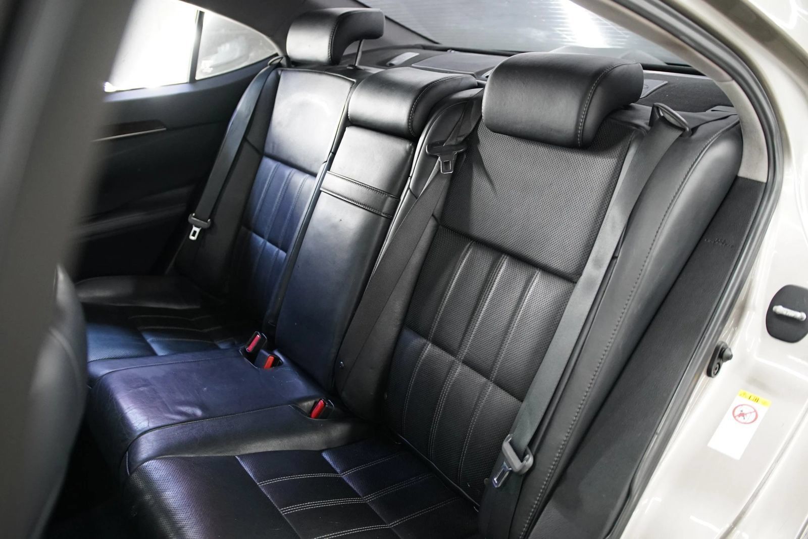 Used 2017 Lexus ES 350 w/ Luxury Package FWD image 15
