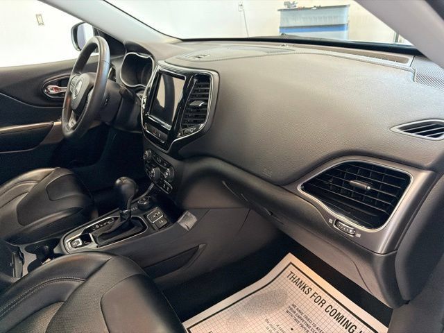Used 2022 Jeep Cherokee Limited AWD/4WD image 36