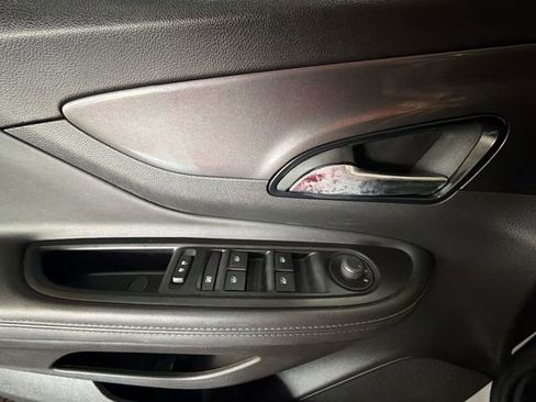 Certified 2022 Buick Encore Preferred w/ Safety Package image 13