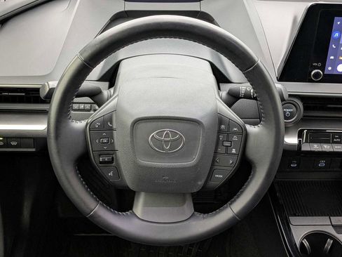 Used 2024 Toyota Prius LE FWD image 23