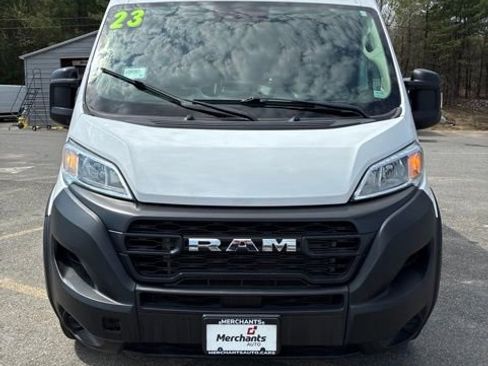 Used 2023 RAM ProMaster 2500 FWD image 2