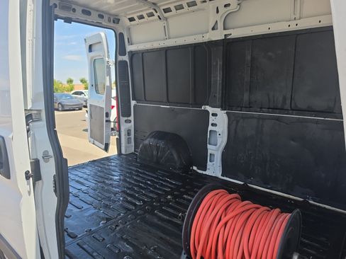 Used 2021 RAM ProMaster 2500 FWD image 25