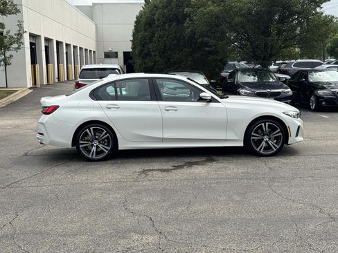 Used 2023 BMW 330i xDrive Sedan w/ Premium Package AWD/4WD image 4