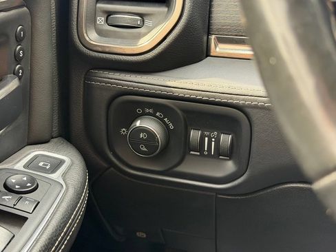Used 2019 RAM 3500 Limited AWD/4WD image 19