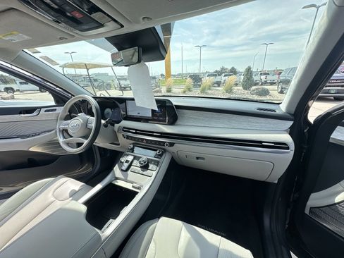 Used 2025 Hyundai Palisade Calligraphy AWD/4WD image 30