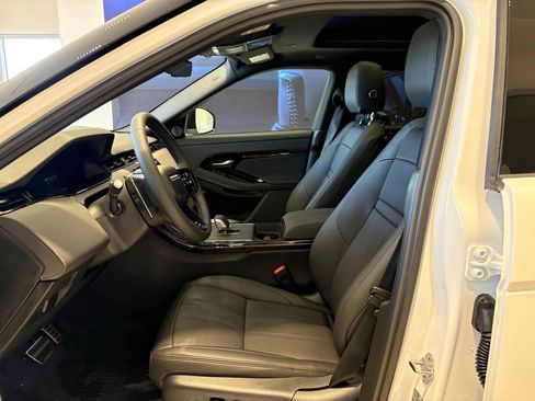 New 2026 Land Rover Range Rover Evoque Dynamic SE AWD/4WD image 10