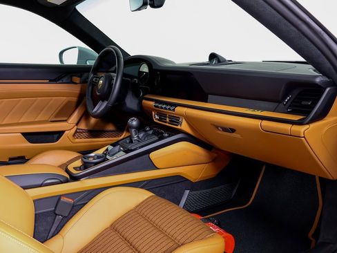 Certified 2024 Porsche 911 GT3 RS image 8