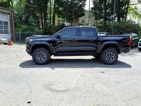 New 2026 Chevrolet Colorado ZR2 w/ Technology Package AWD/4WD image 30