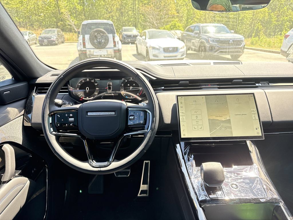 New 2025 Land Rover Range Rover Sport Dynamic SE AWD/4WD image 5