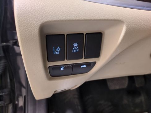 Used 2015 Acura TLX V6 w/ Technology Package image 16