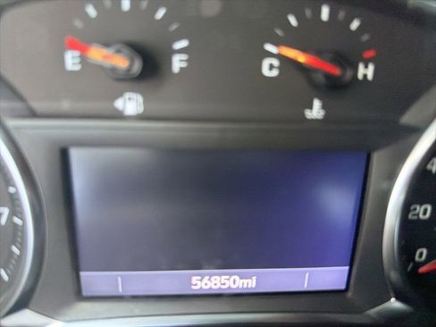 Used 2023 Chevrolet Equinox RS FWD image 9