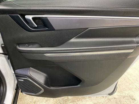 Certified 2025 Buick Enclave Sport Touring image 12