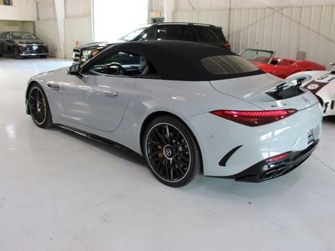 Used 2022 Mercedes-Benz SL 63 AMG 4MATIC image 48